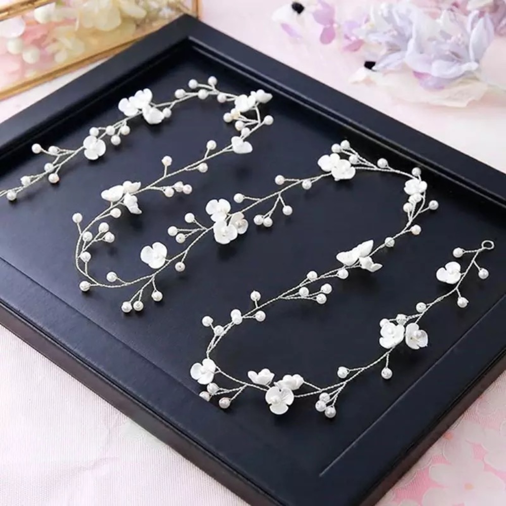 Delicate White Flower and Pearl Vine Headdress - Picture 6 of 15